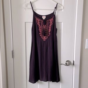 Mossimo rayon embroidered dress